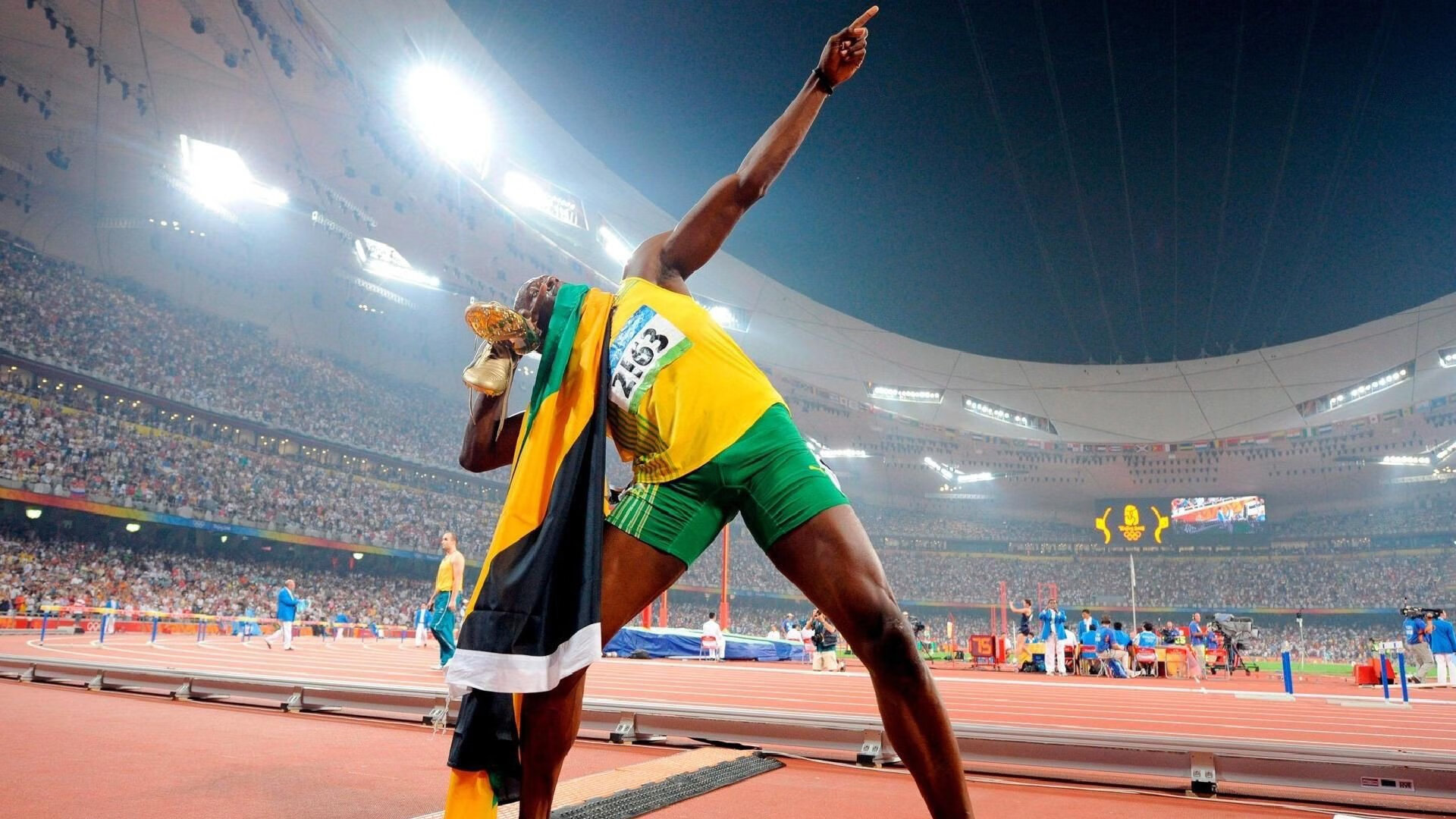 大牌云集：明星进球瞬间盘点！，明星看球赛