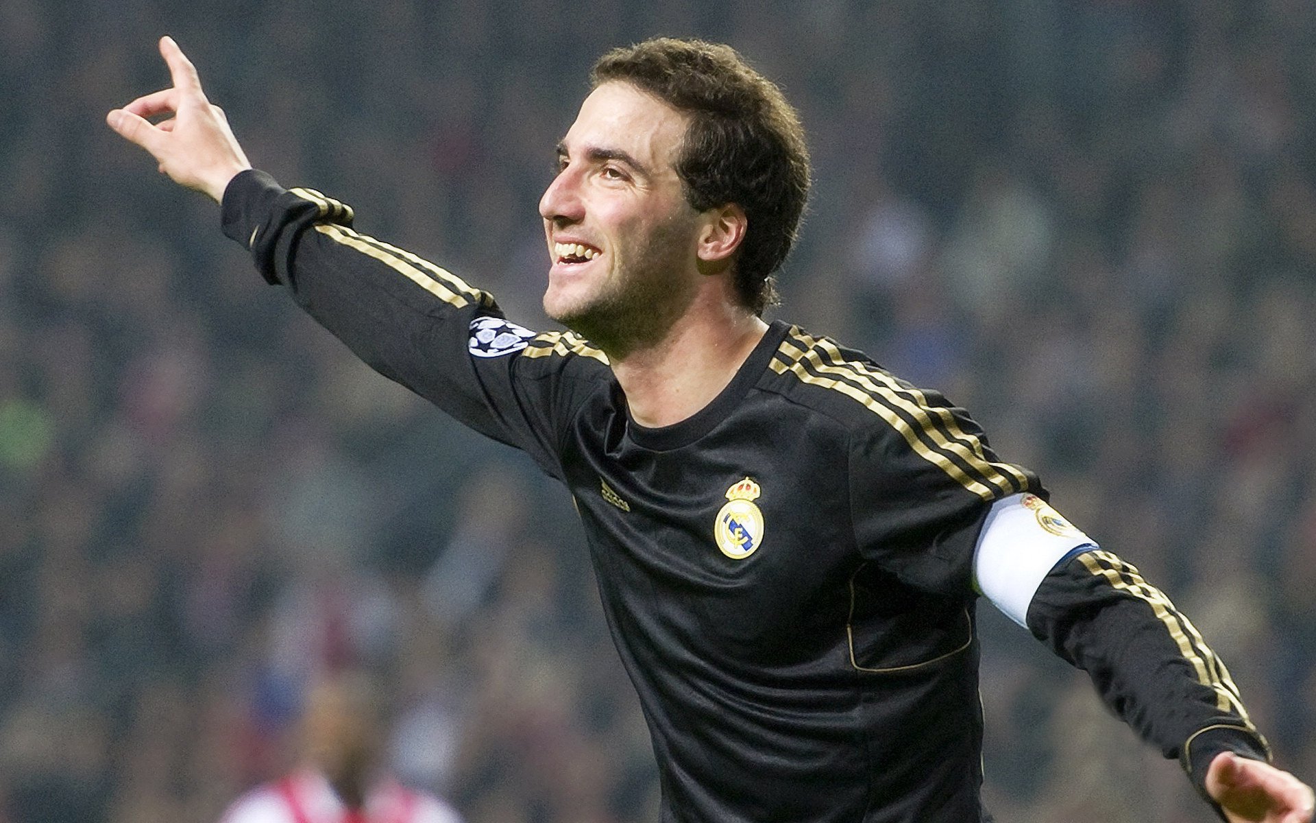 帕夫洛维奇制胜球,迈尼昂神扑,AC米兰1-0罗马,意甲ac米兰对帕尔马